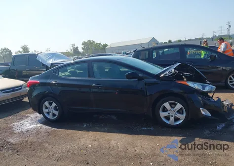 2013 Hyundai Elantra Gls из США, поврежденный, VIN KMHDH4AE2DU927216